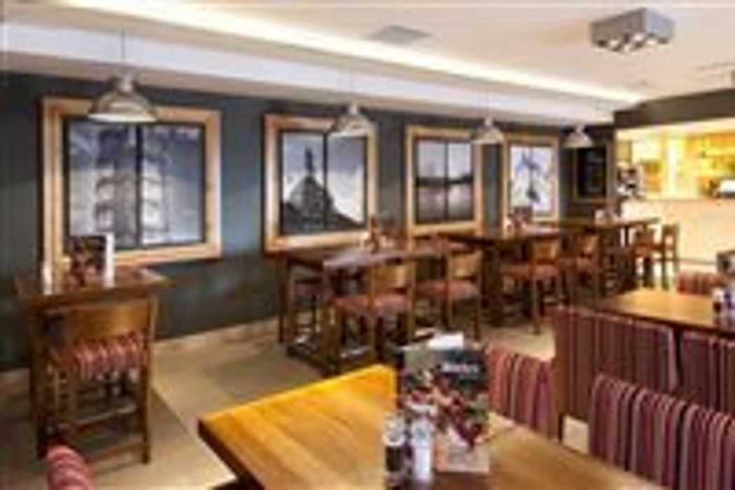 Premier Inn Ipswich Town Centre (Quayside) 18/34