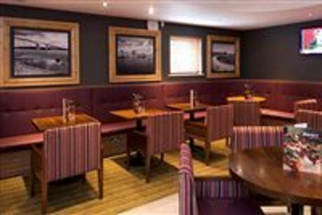 Premier Inn Ipswich Town Centre (Quayside) 16/34