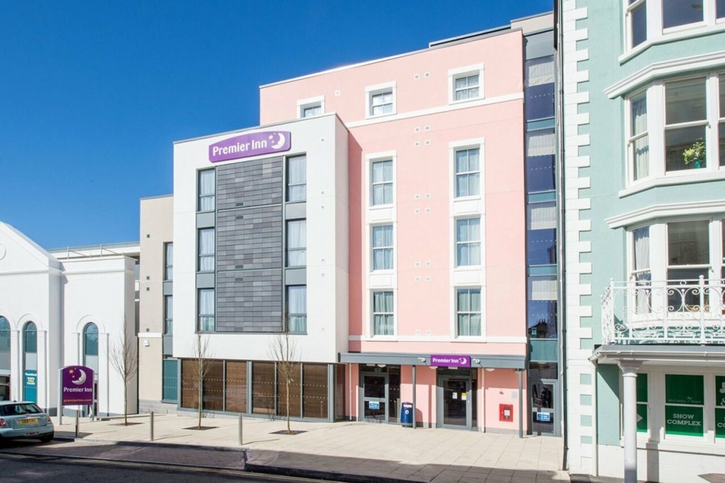 Premier Inn Tenby Town Centre 8/27