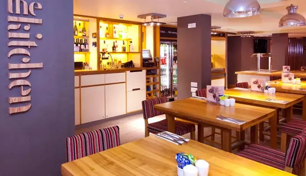 Premier Inn London Leicester Square 22/41