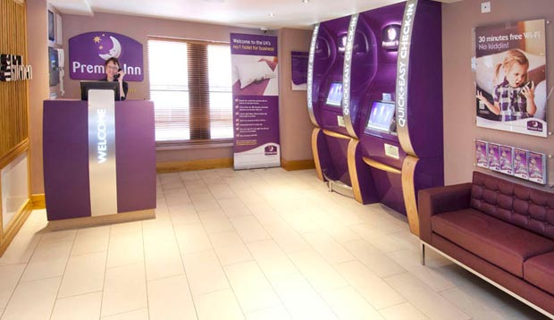 Premier Inn London Leicester Square 6/41