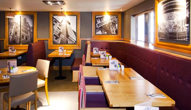 Premier Inn London Leicester Square 20/41