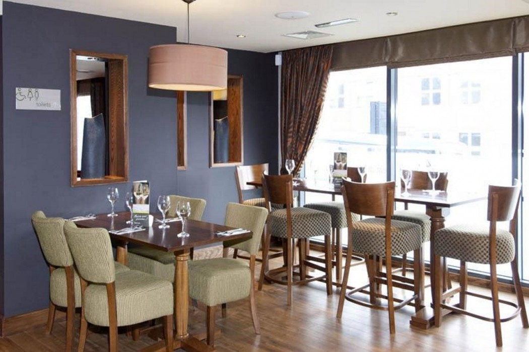 Premier Inn Maidstone Town Centre 26/52