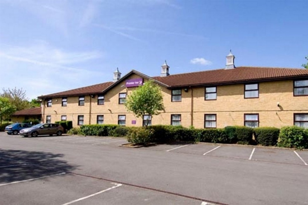 Premier Inn Peterborough (Ferry Meadows) 16/39