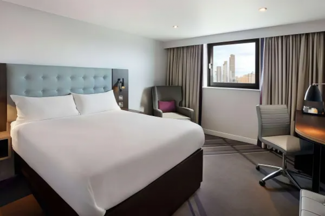 Premier Inn Manchester (Wilmslow) 7/26