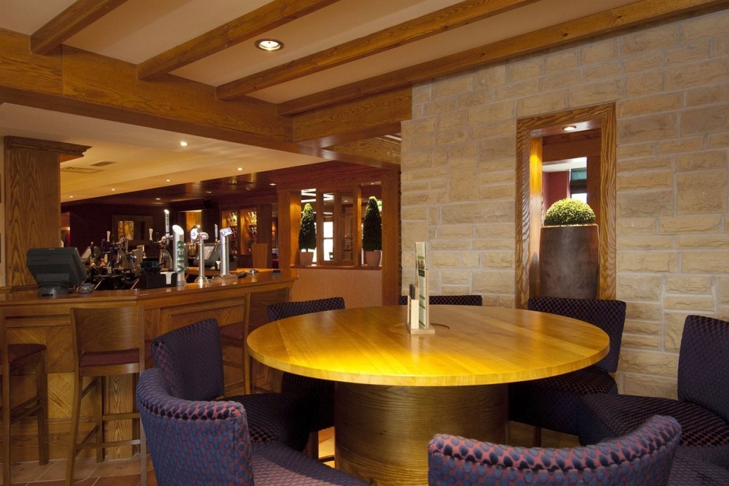 Premier Inn Barnsley Central M1 J37 19/39