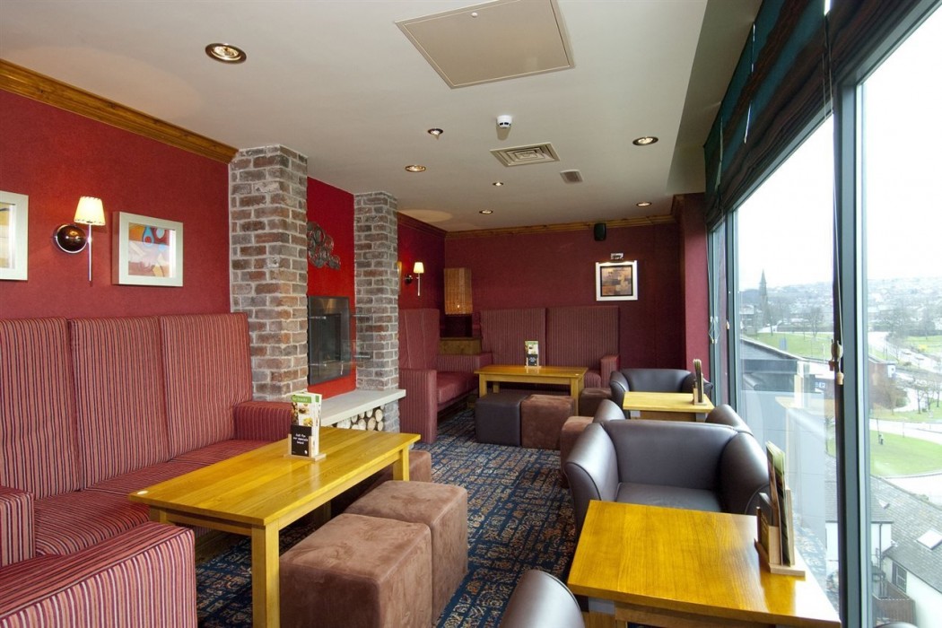 Premier Inn Barnsley Central M1 J37 24/39