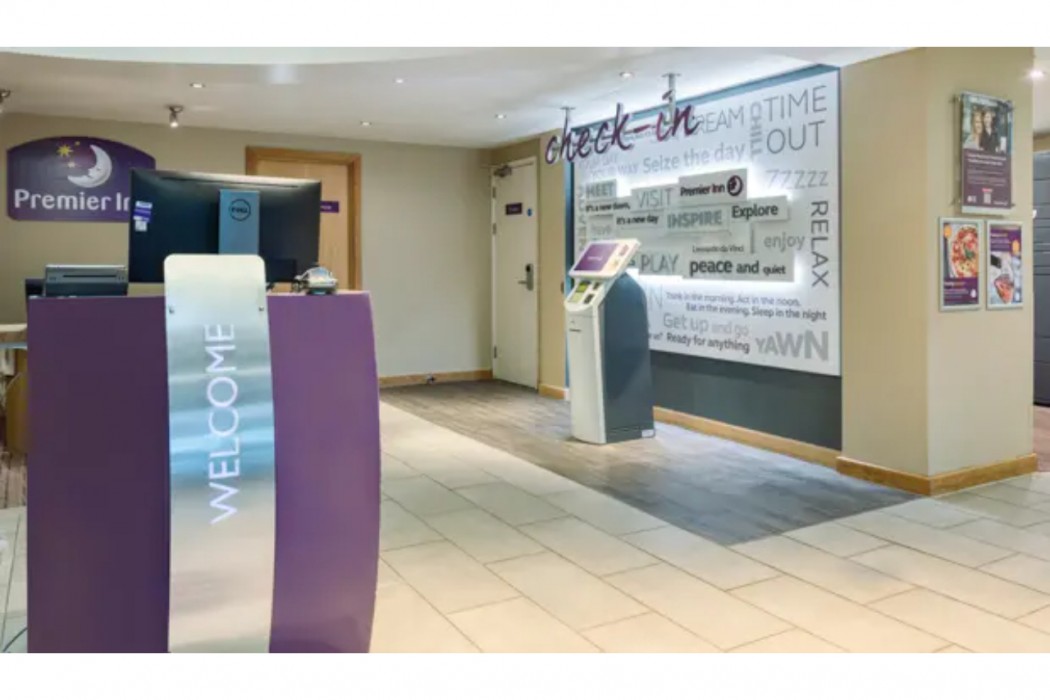 Lobby at Premier Inn Brentwood, BRENTWOOD