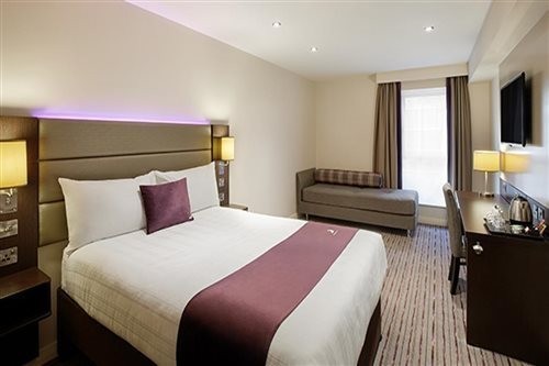 Premier Inn Bridgwater North A38 9/45