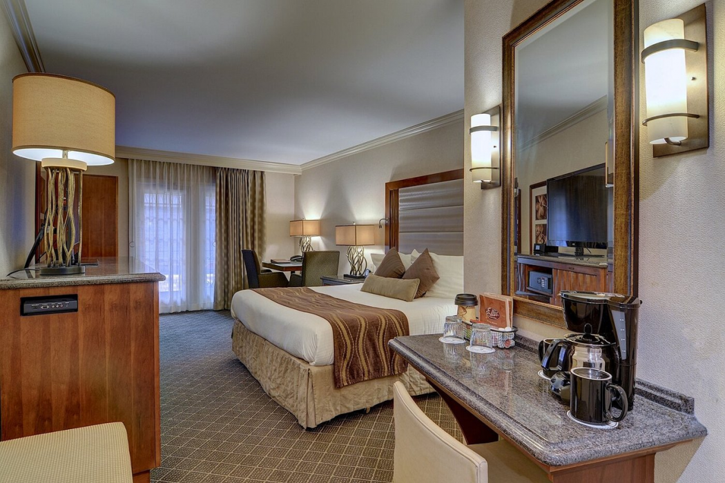Eden Resort And Suites, BW Premier Collection 40/54