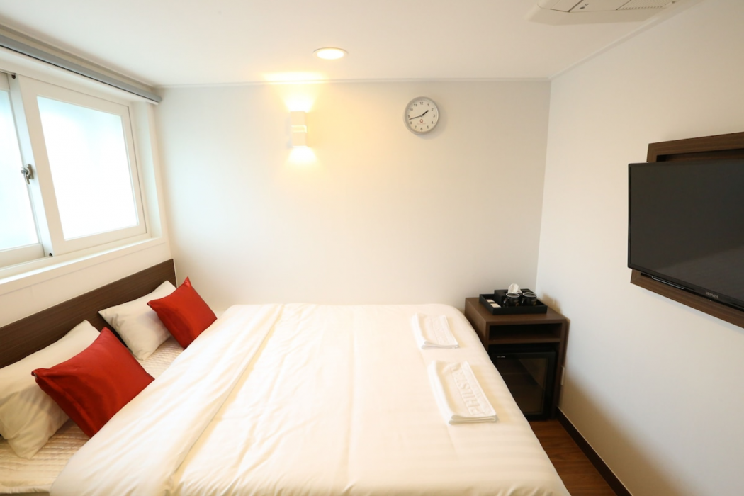 TRIPSTAY Myeongdong 16/31