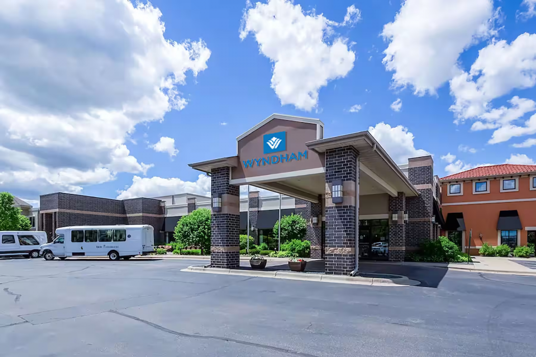 Wyndham Bloomington Mall of America 2/54