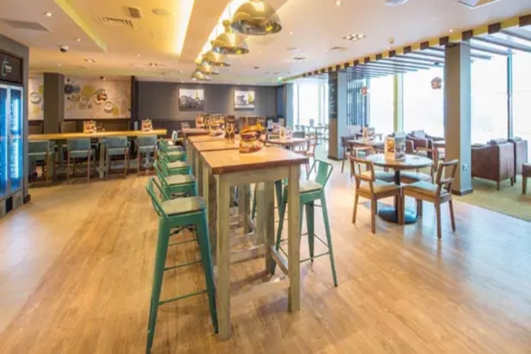 Premier Inn Lichfield City Centre Hotel 16/34
