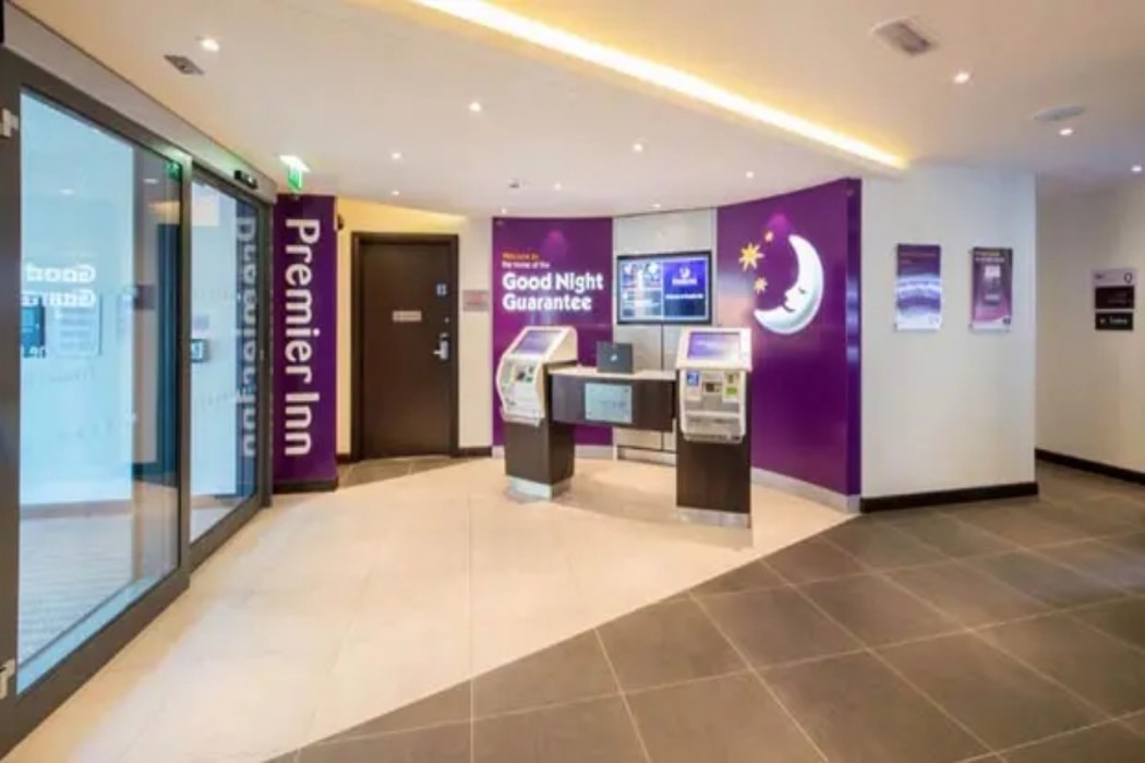 Premier Inn Lichfield City Centre Hotel 15/34