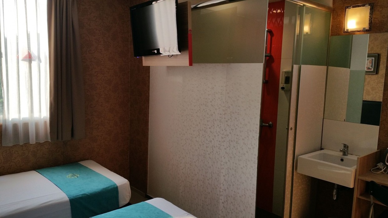 ST Signature Bugis Beach 74/76