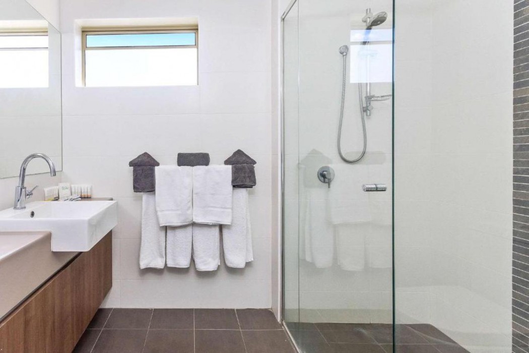Quality Hotel Bayswater 3/21