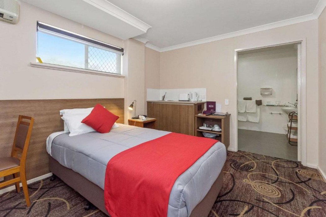 Quality Hotel Bayswater 7/21