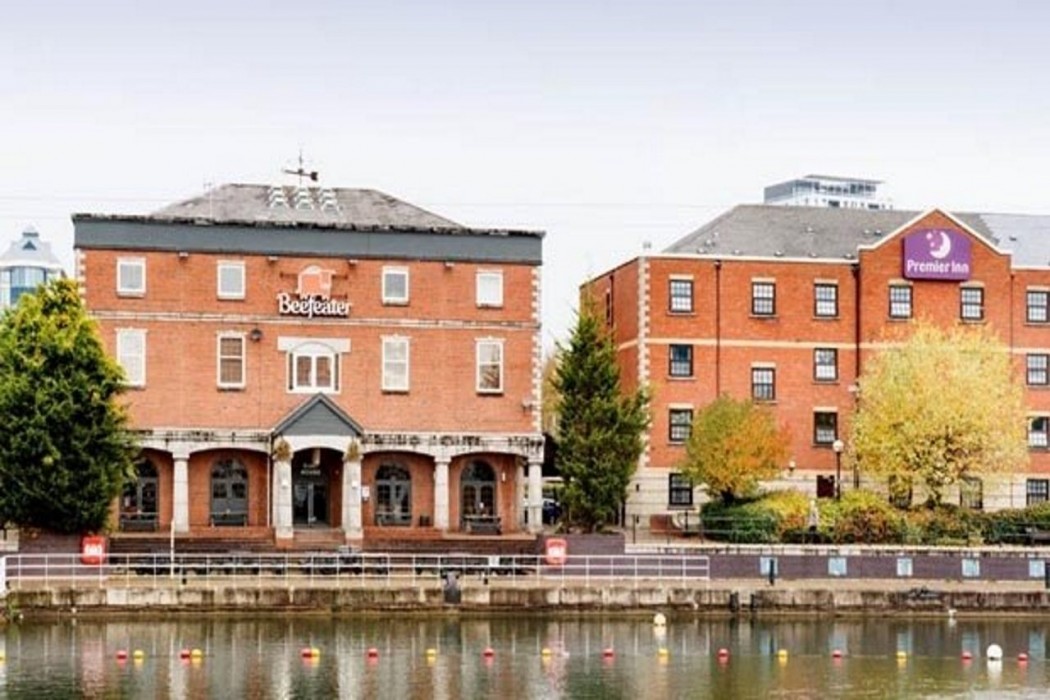 Premier Inn Manchester Salford Quays 16/47
