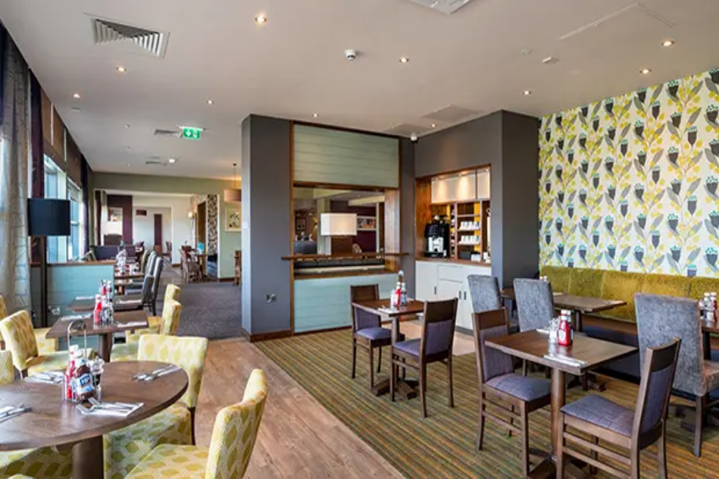 Premier Inn Edinburgh Park (The Gyle) 6/54