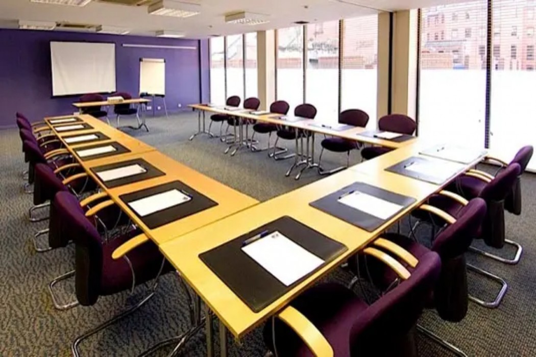 Premier Inn Liverpool City Centre (Moorfields) Hotel 24/37