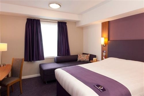 Premier Inn Heathrow Airport Terminal 5 10/58