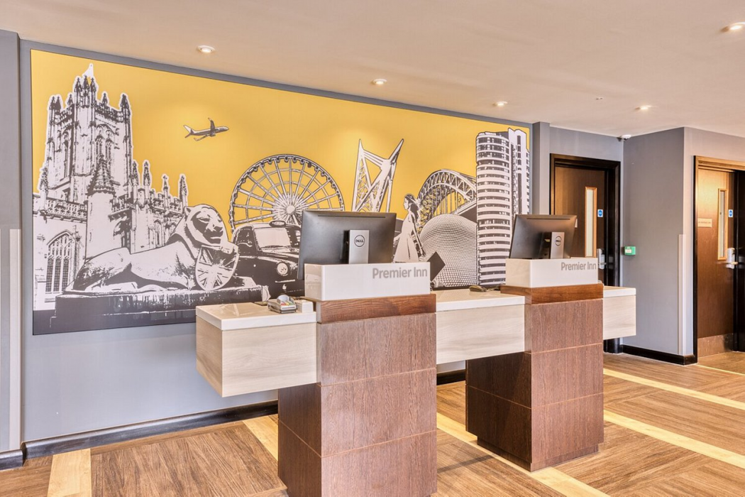 Lobby at Premier Inn Bristol Cribbs Causeway, BRISTOL