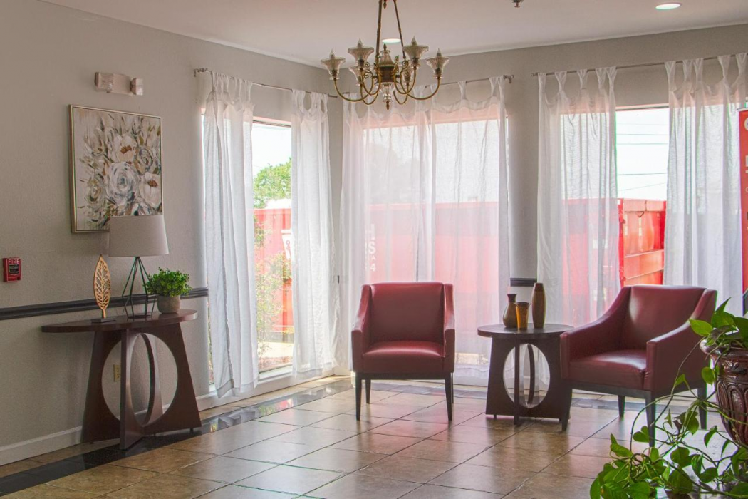 OYO Townhouse Donaldsonville - Gonzale 5/51