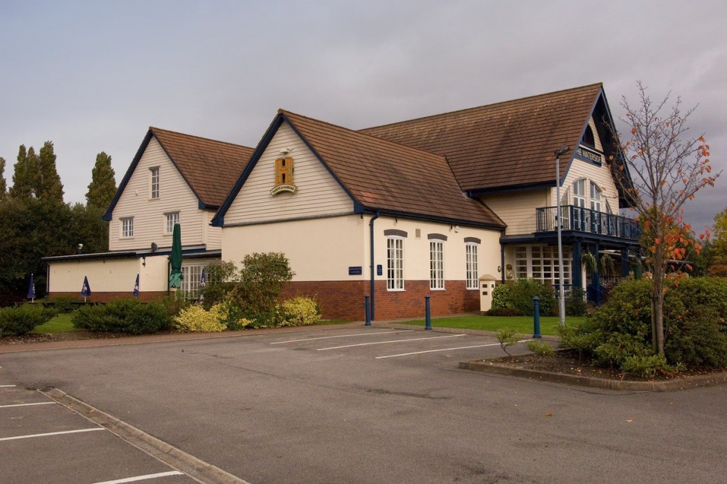 The Waterside Hotel 28/48