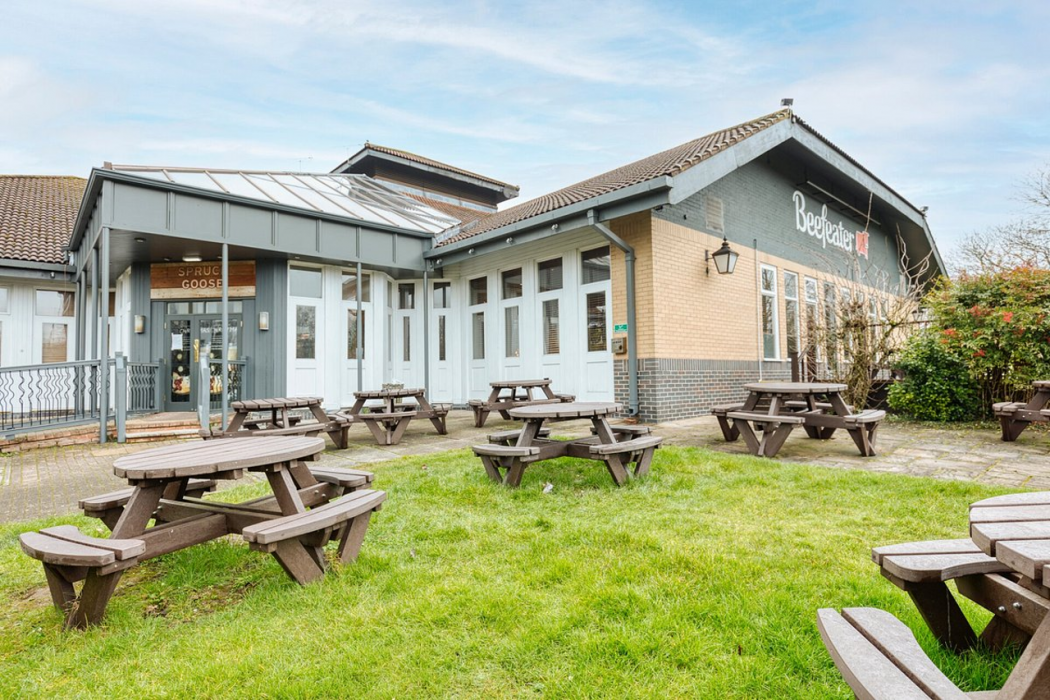 Premier Inn Basingstoke West (Churchill Way) hotel in Basingstoke and Deane