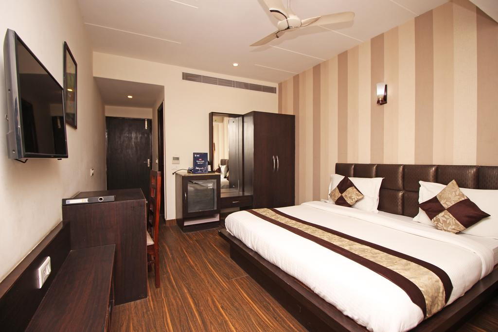 HOTEL THE CITY SQUARE 10/20
