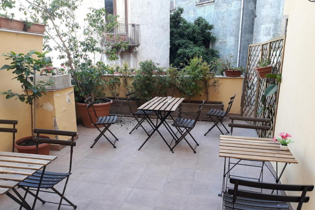 Umberto House 25/40