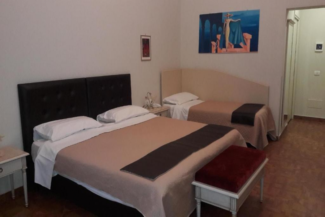 Umberto House 17/40