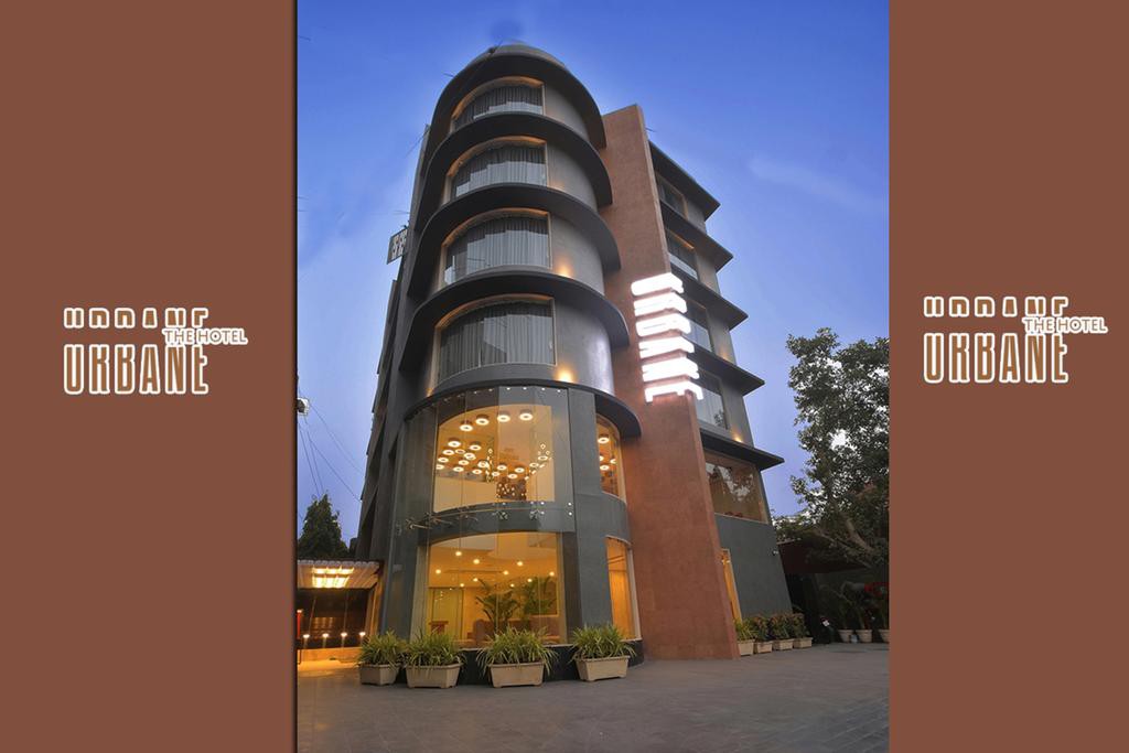URBANE THE HOTEL 1/18