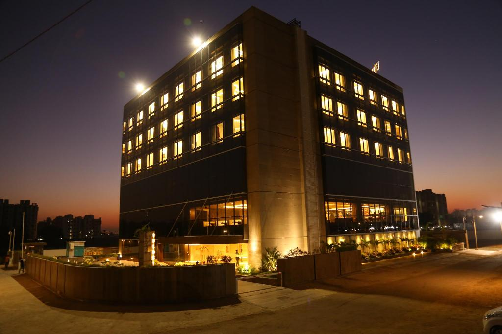 Eulogia Inn 1/26