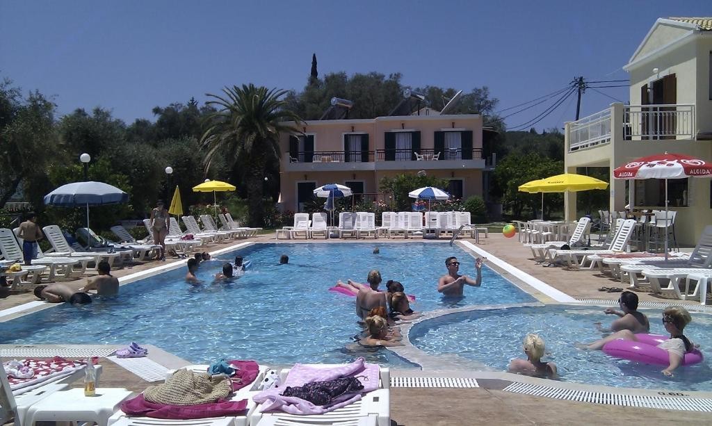 Yianetta Hotel 19/25