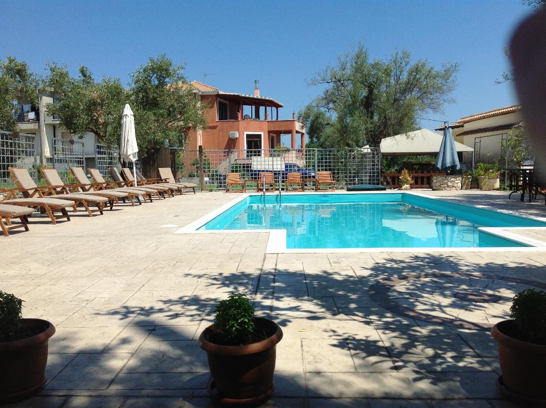 Avra Hotel 7/71