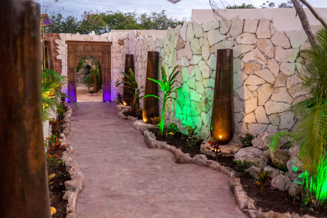Serenity Authentic Glamping Tulum 12/89