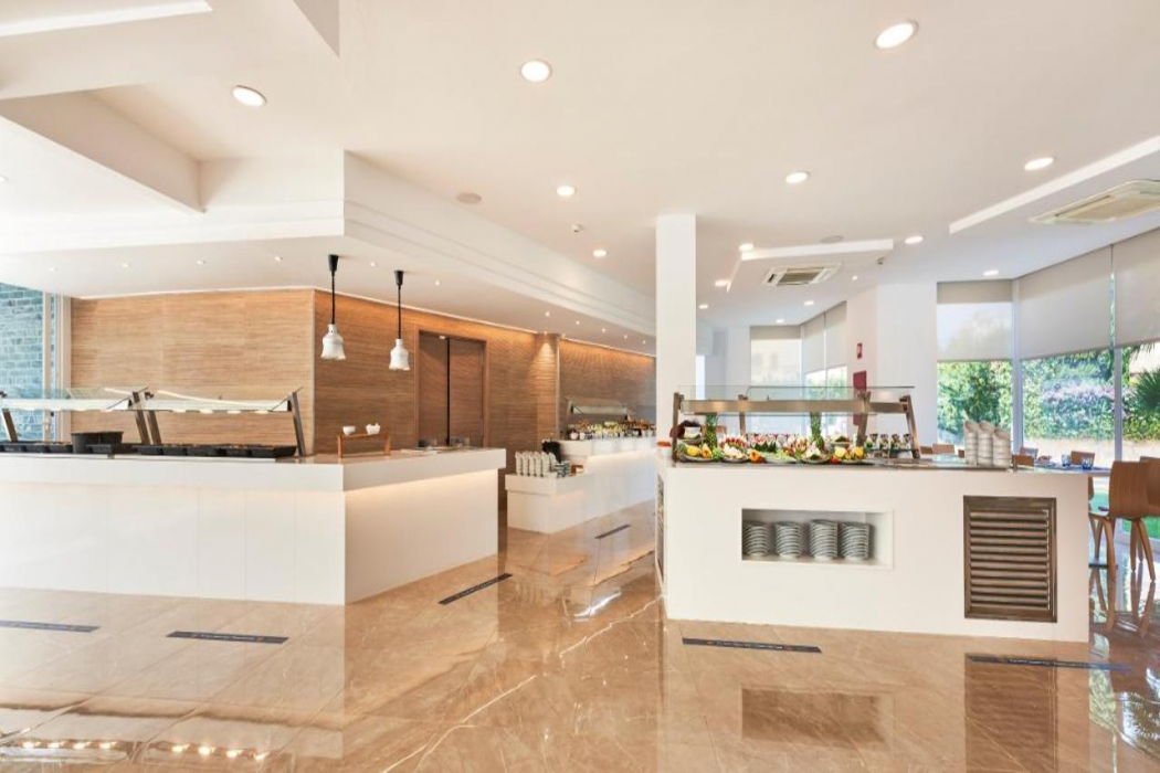 Globales Cala Bona Suites 44/56