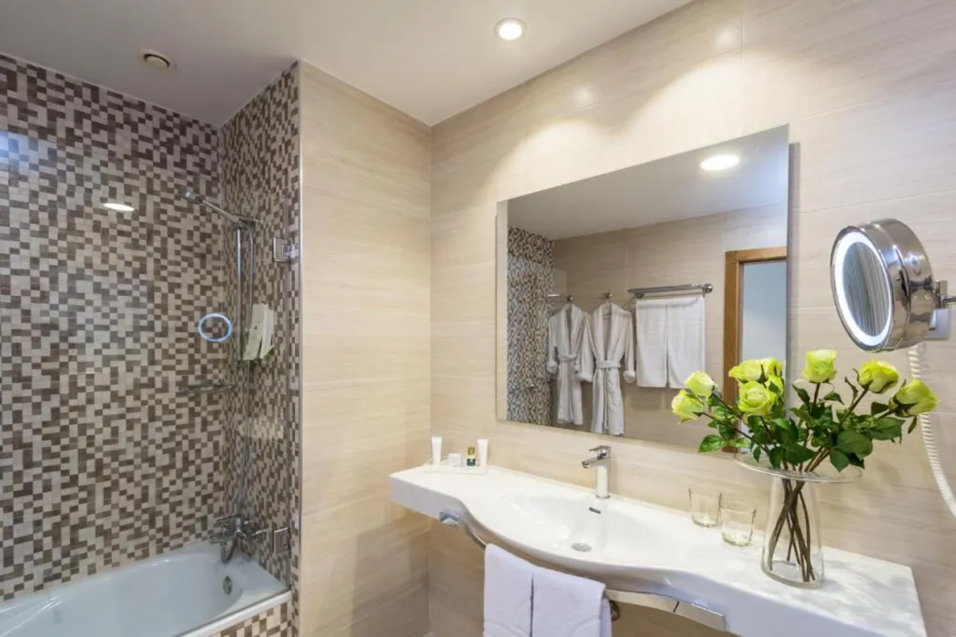 Room at Royal Palm Resort & Spa - Adults Only, PAJARA