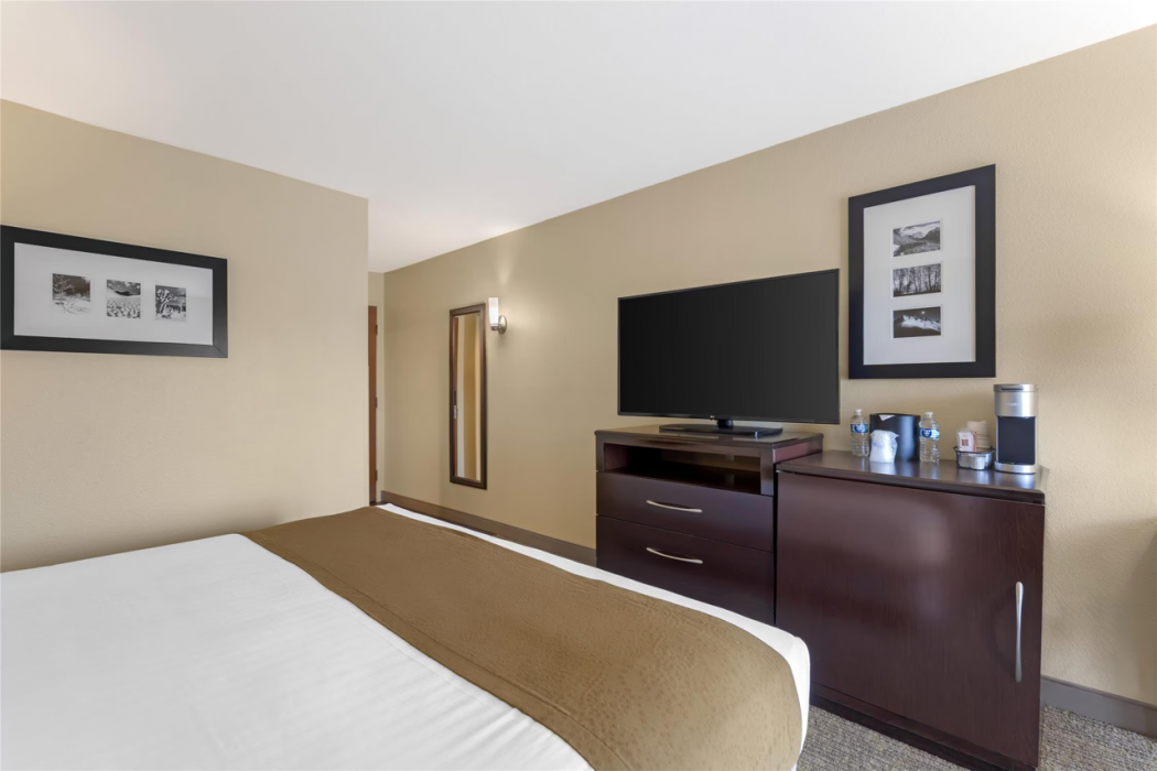Best Western Plus Plaza by the Green 9/36