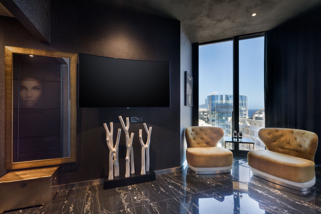 Hugos Boutique Hotel - Adults Only 10/76