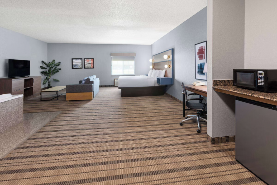 AmericInn by Wyndham Grinnell 11/60
