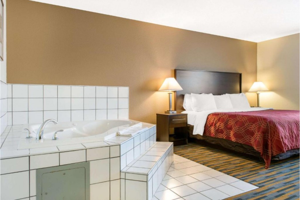 Quality Inn Noblesville - Indianapolis 12/28