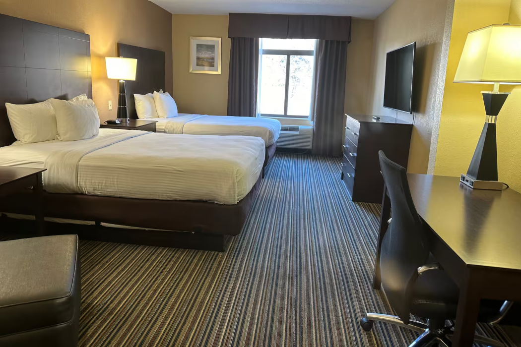 Wingate by Wyndham Harrisburg Near Hershey 4/29
