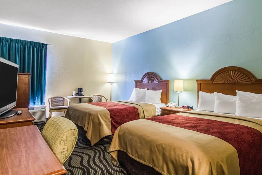 Econo Lodge Darien GA 15/23