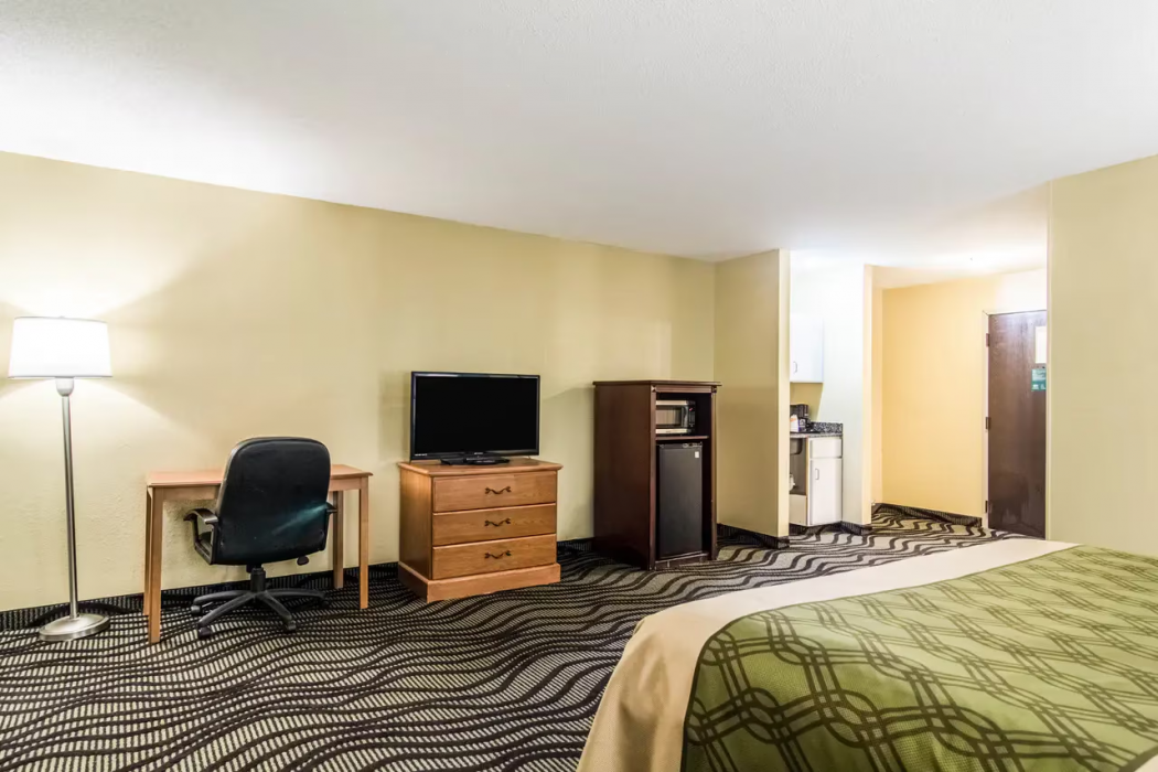 Econo Lodge Darien GA 10/23