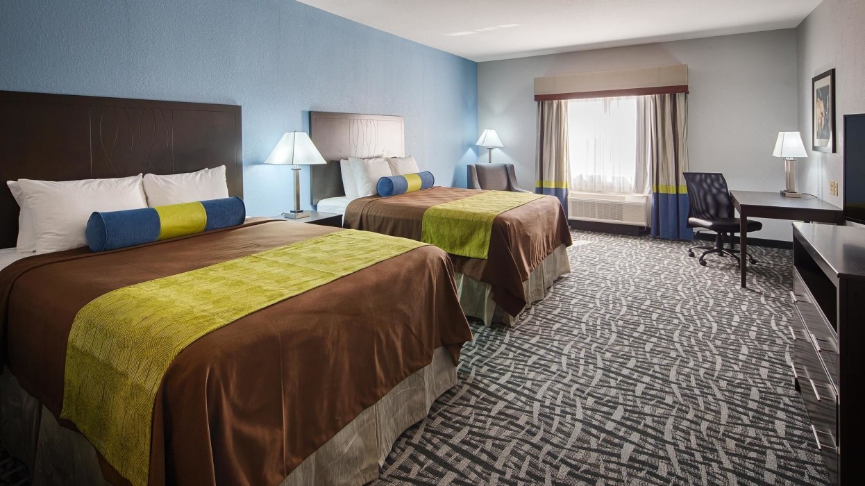 Best Western Plus Lonestar Inn and Suites 20/29