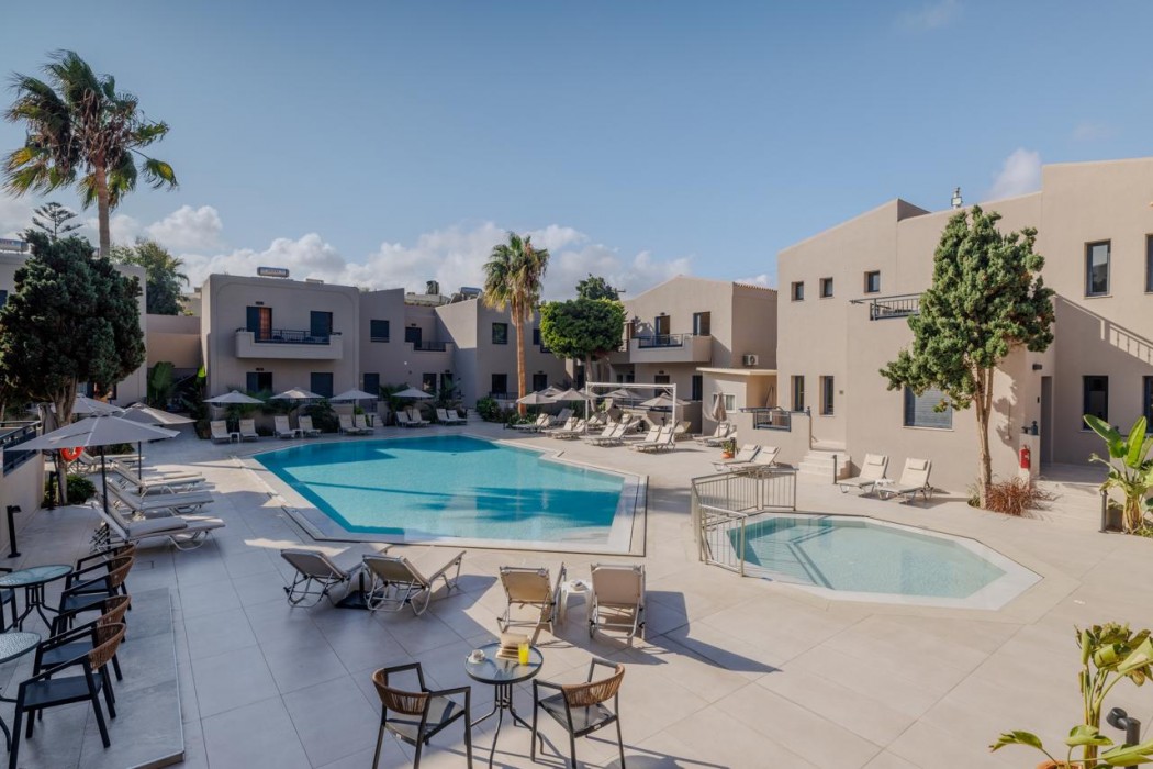 Blue Aegean Hotel and Suites 33/64