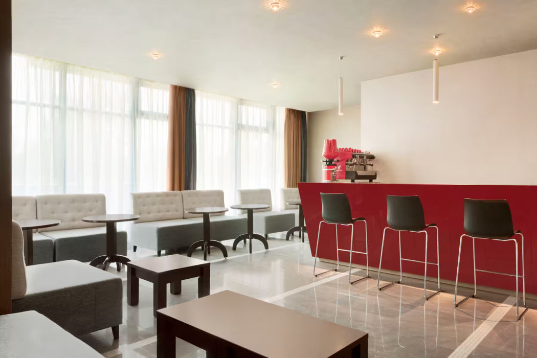 Ramada by Wyndham Constanta 37/51