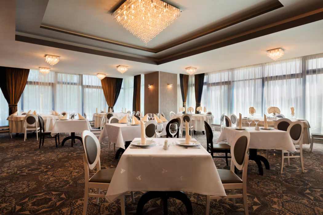Ramada by Wyndham Constanta 35/51